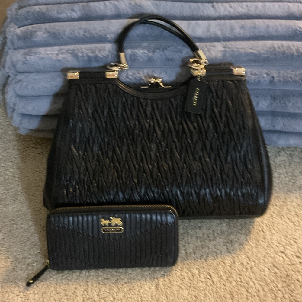 Coach Carrie textured leather kisslock satchel and wallet
